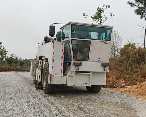 路面共振破碎機(jī)